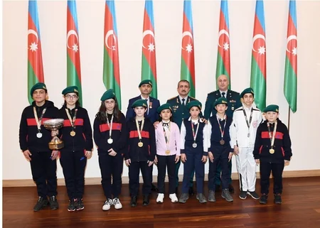 DSX rəisi Tehranda “Master Cup” beynəlxalq turnirində qələbə qazanan idmançılarla görüşüb