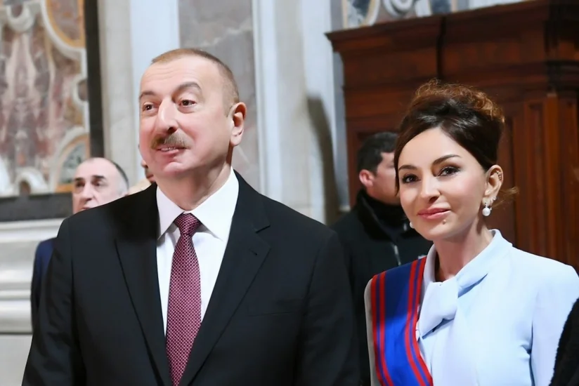 Prezident və birinci xanım Sikstin Kapellası və Müqəddəs Pyotr Kilsəsi ilə tanış olublar - FOTO