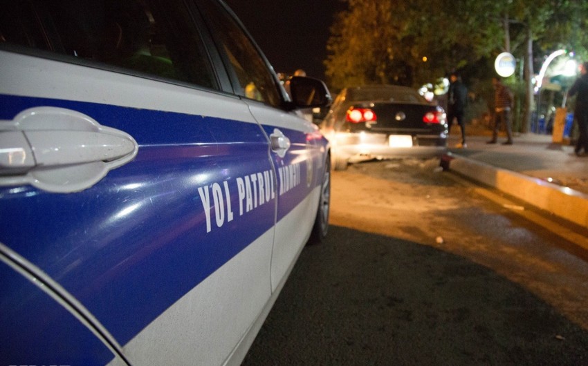 Yevlaxda bir ailənin üzvləri avtomobil qəzasına düşüb
