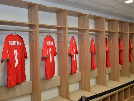 UEFA seminarına qatılan 14 ölkənin nümayəndələri Bakı Olimpiya Stadionunda olub
