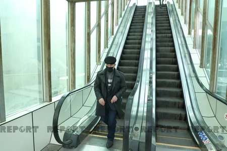 Bakıda piyada keçidlərində bəzi eskalatorlar niyə işləmir?  - VİDEO