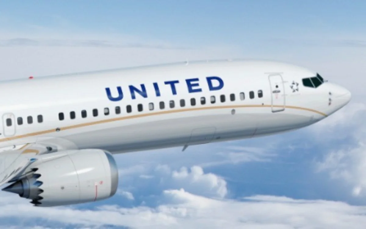 United Airlines aviaşirkəti Boeing təyyarələrini Airbus ilə əvəzləyəcək