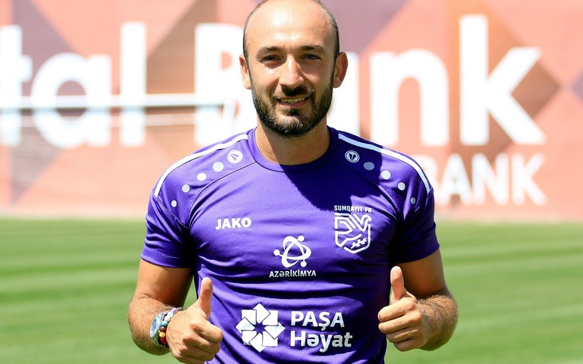Qəbələdən ayrılan futbolçu Sumqayıtla müqavilə bağlayıb