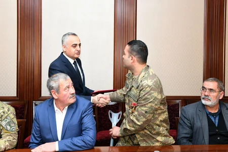 Naxçıvanda bir şəhid ailəsi və beş qaziyə yeni mənzillər verilib