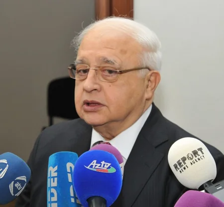 İlyas Əfəndiyevin Mənim günahım tamaşasının premyerası olub