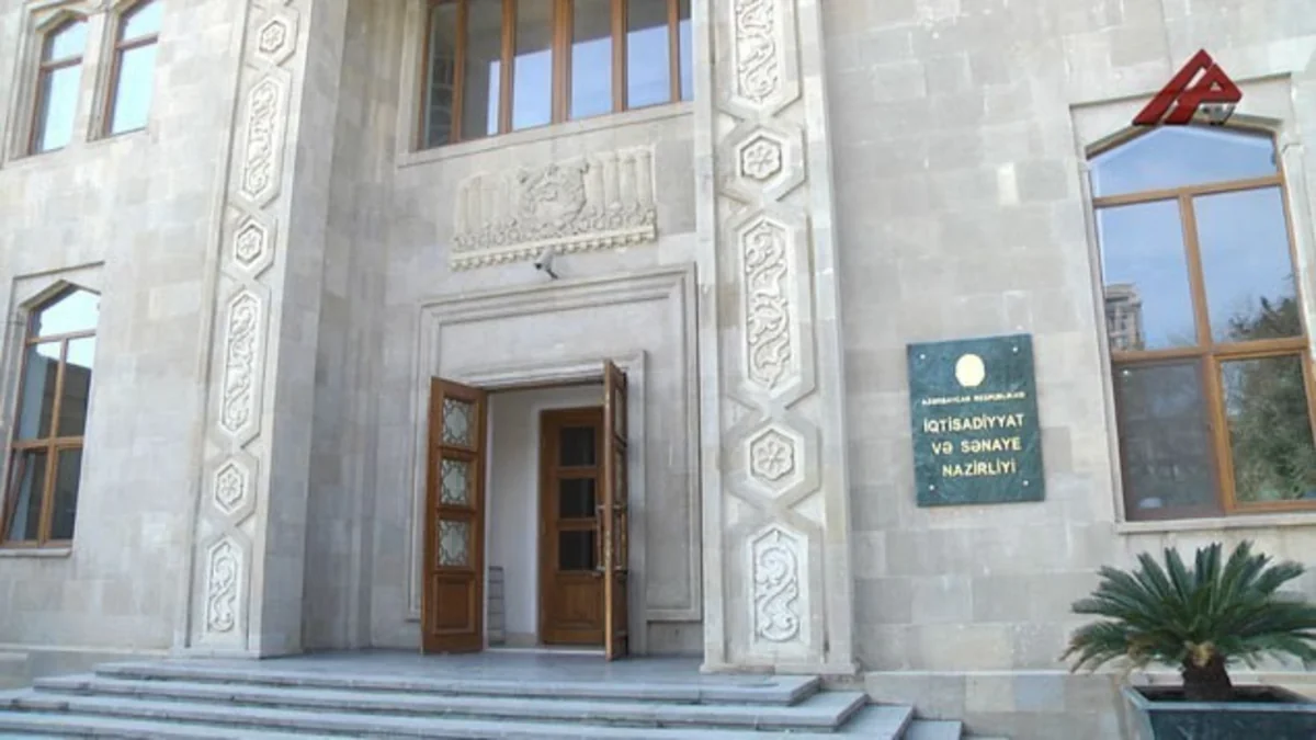“Diqlas”da yanğından zərər çəkmiş daha 69 sahibkara maddi yardım ödənilib