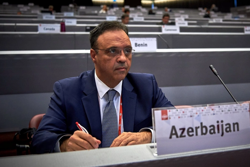 Azərbaycanda institut rəhbəri vəzifəsindən azad edilib