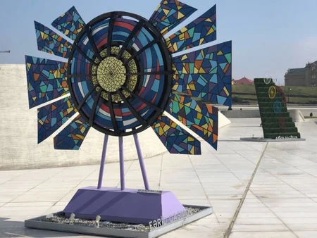 Heydər Əliyev Mərkəzinin parkında “Səməni” beynəlxalq sərgi-müsabiqəsi keçirilib