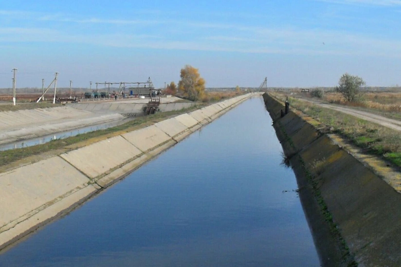 Saatlıda 10 yaşlı uşaq kanalda batıb