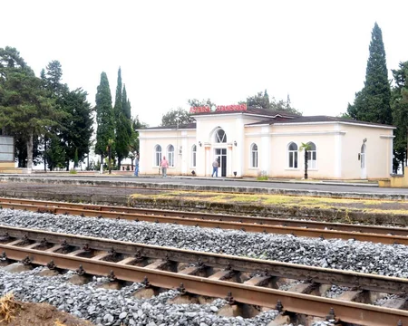 ​Astara çayı üzərində dəmir yolu körpüsünün tikintisi davam edir