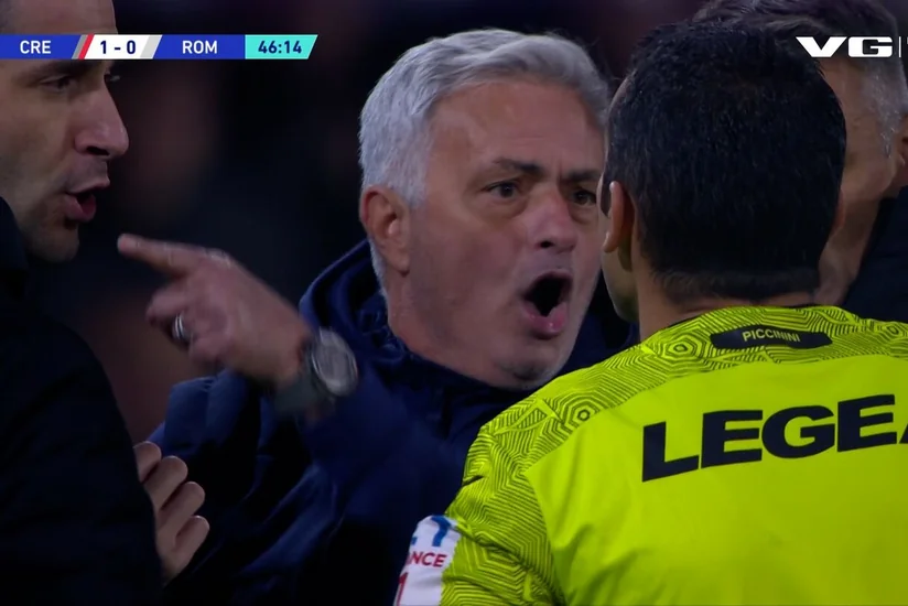 Mourinyo baş hakimi təhqir etdiyi üçün texniki zonadan qovulub