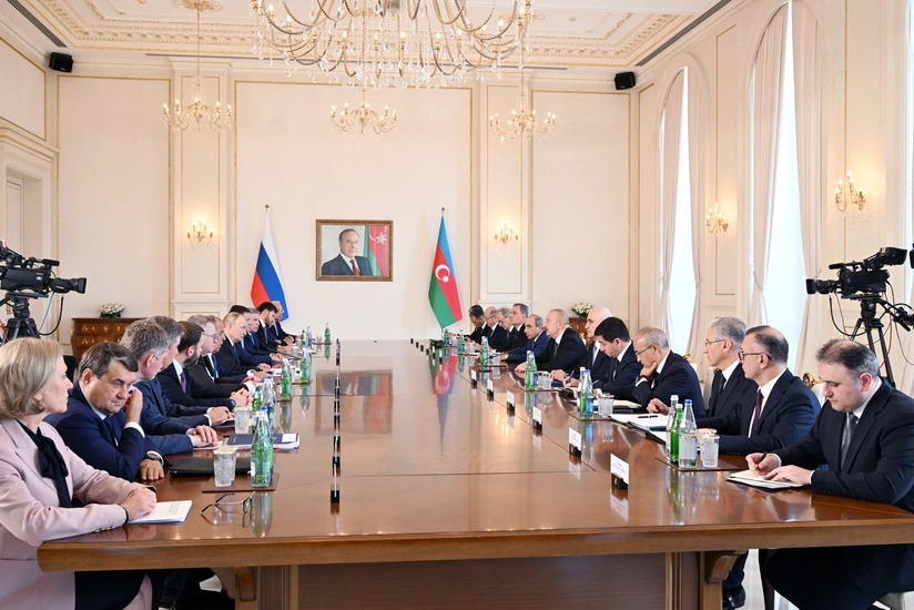 İlham Əliyev və Vladimir Putinin geniş tərkibdə görüşü olub - YENİLƏNİB-2