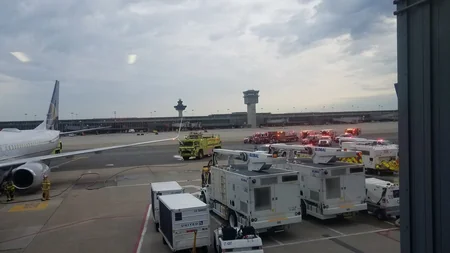 ABŞ-da daha bir Boeing təyyarəsi təcili eniş edib, zərərçəkənlər var - FOTO