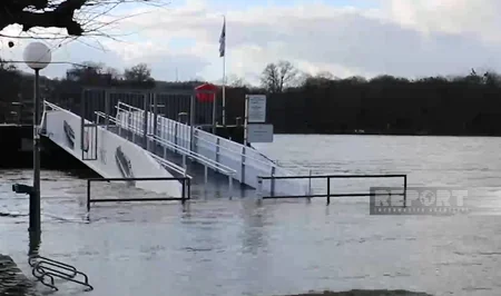 Разлив Рейна создал ряд проблем в Германии