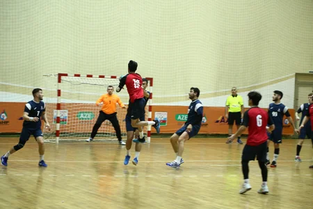 Həndbol üzrə Azərbaycan çempionatında təxirə salınmış oyunlar keçirilib