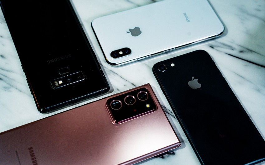 РБК: Запасов техники Apple и Samsung в России хватит на 2-3 месяца