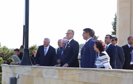 Speaker of Slovak National Council visits Alley of Martyrs