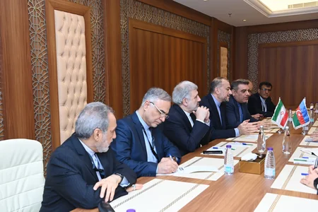 Azərbaycan və İran xarici işlər nazirləri bölgədəki mövcud vəziyyəti müzakirə ediblər - YENİLƏNİB-2