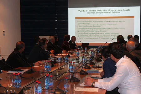 SOCAR-da enerji səmərəliyinə dair seminar keçirilib