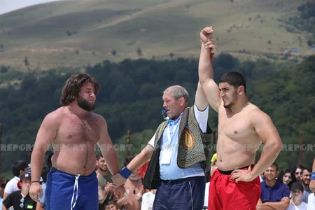 İkinci Milli Yaylaq Festivalının açılış mərasimi baş tutub