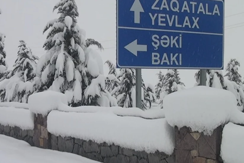 Şimal-Qərb bölgəsinə yağan qar bir sıra problemlər yaradıb - FOTO