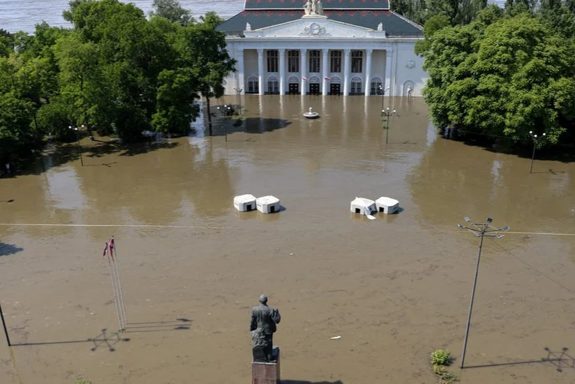 Around 600 sq km of Ukraine's southern Kherson region under water