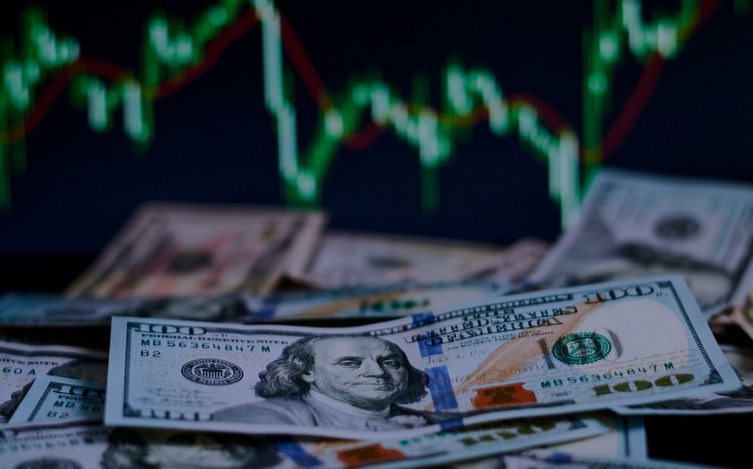 Experts predict US dollar collapse