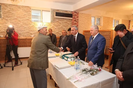 Bakıda müharibə əlilləri və şəhid ailələrinə ev verilib