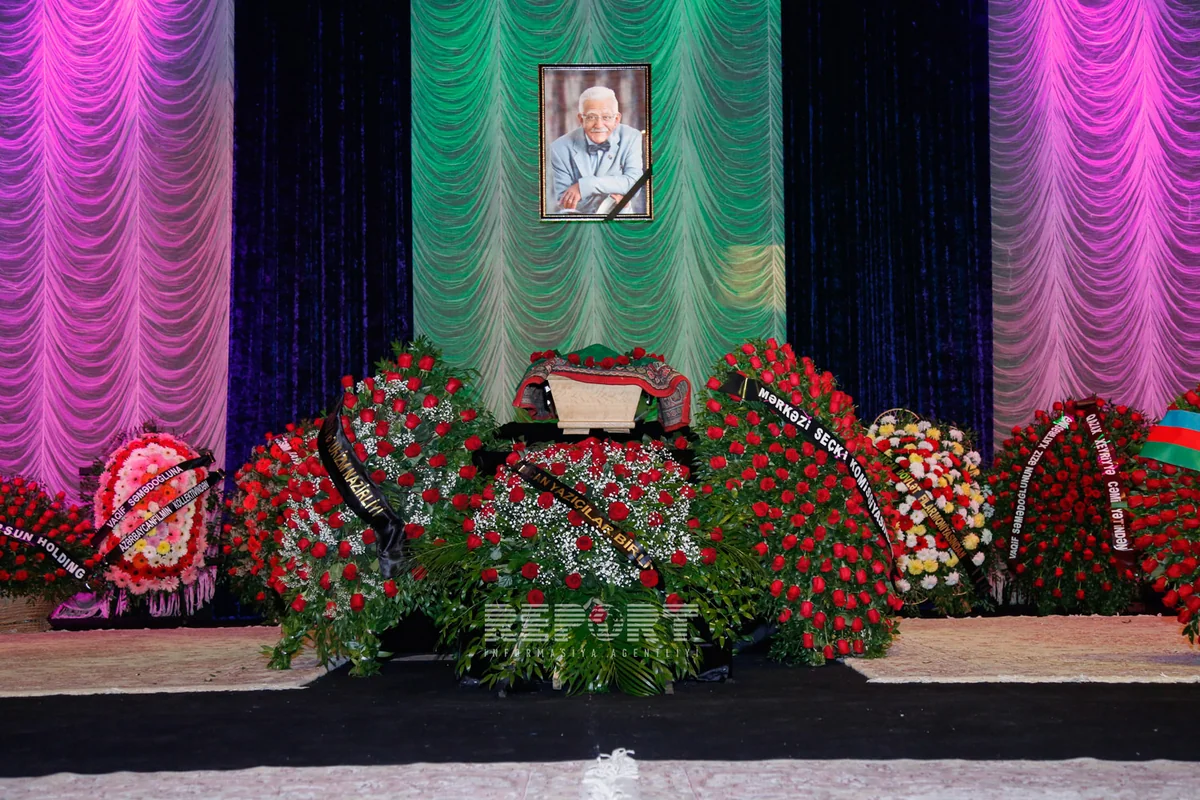 ​Məzara bənzəyir yaxşı insan... - FOTOREPORTAJ