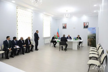 Saleh Məmmədov Naftalan, Goranboy və Xocalı sakinlərini qəbul edib