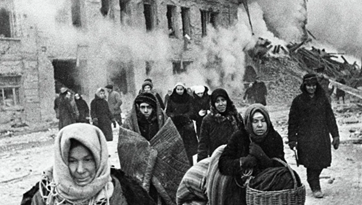 Историк: Жители Ленинграда несмотря на блокаду в 1941 году отметили юбилей Низами Гянджеви