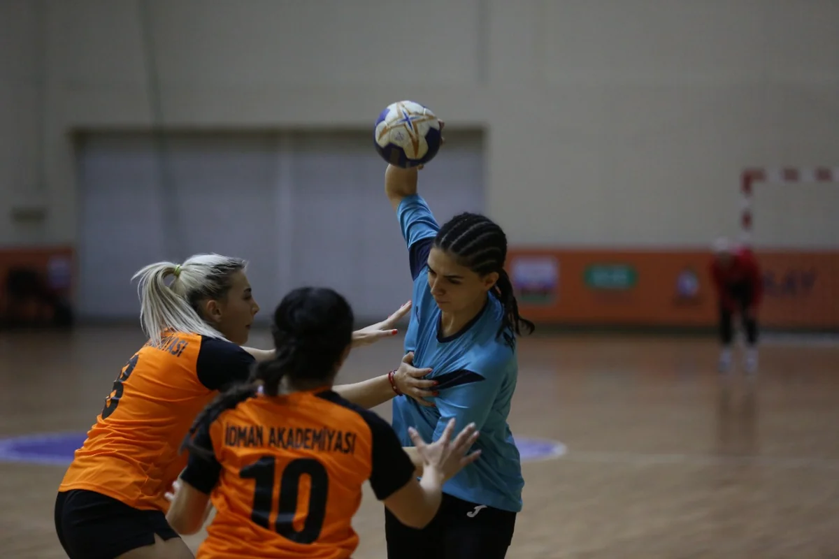 Qadın həndbolçular arasında Azərbaycan çempionatı başa çatıb