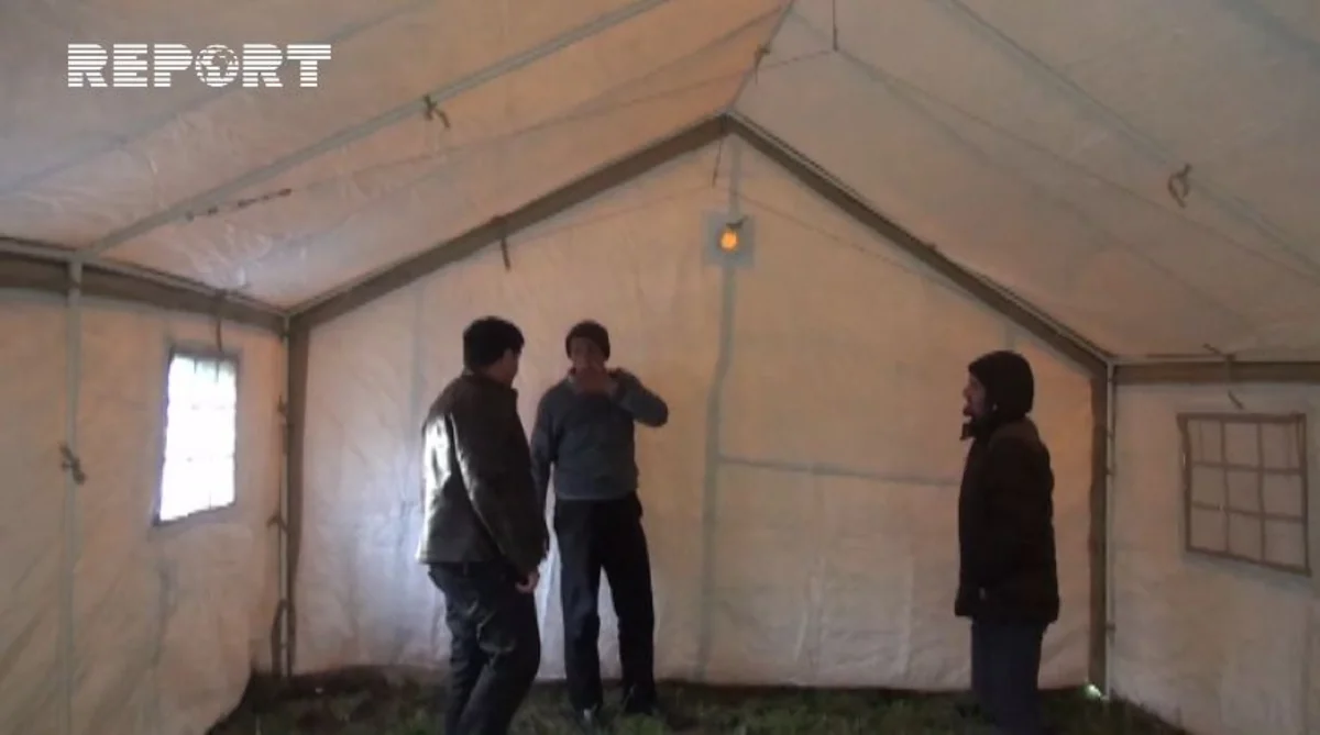 Şabranda torpaq sürüşməsinə məruz qalan sakinlər çadırlara köçürülüb - FOTO - VİDEO