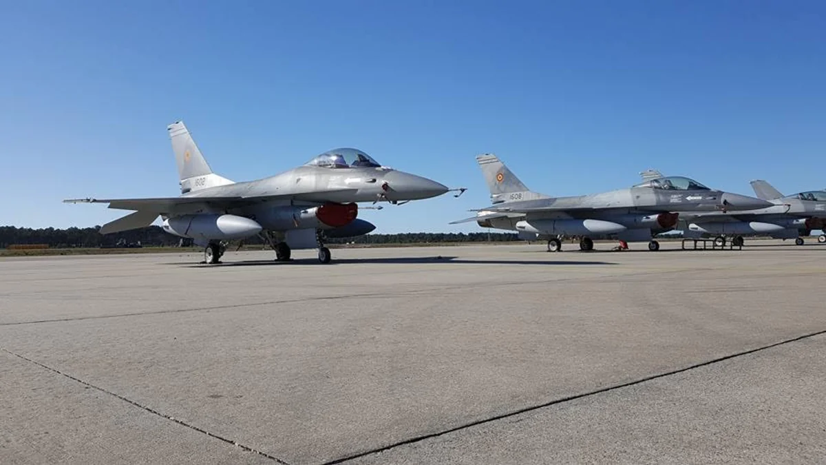 Rumıniya Portuqaliyadan F-16 qırıcı təyyarələri alıb - FOTO