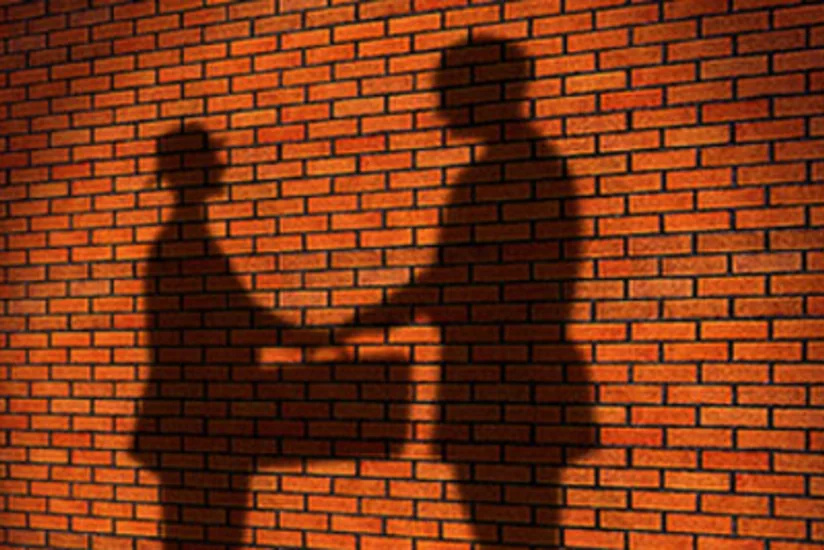 В Казахстане за получение взятки задержаны сотрудники комитета ЧС