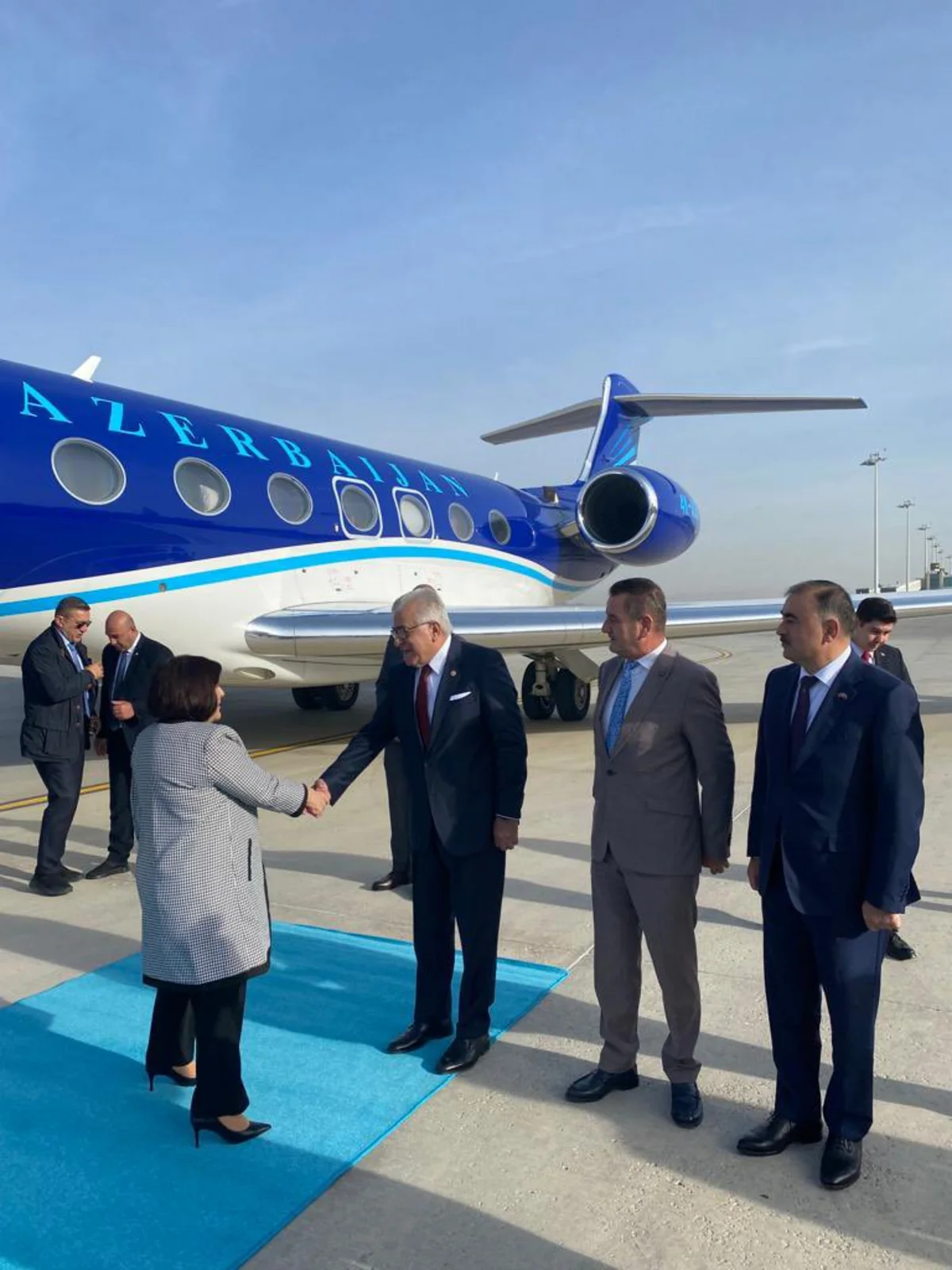 Azerbaijani speaker arrives in Türkiye
