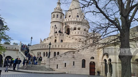 Budapeştdə göylərə yüksələn Azadlıq heykəli: Gellert təpəsində Cabbarlının “Sevil”inin izləri - REPORTAJ