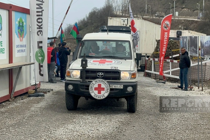 ICRC vehicles pass freely through Khankandi-Lachin road