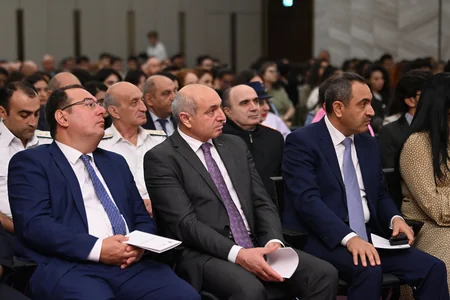 Vəkil olmaq istəyirəm adlı yay məktəbinin bağlanış mərasimi keçirilib