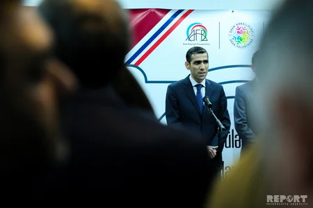 “Könüllülük: Uğurun formulu” kitabının imza günü keçirilib - FOTO