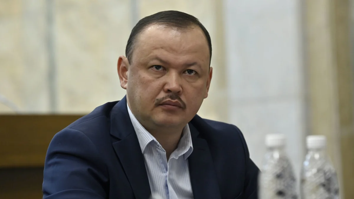 Одобрена кандидатура Азыгалиева на пост вице-спикера парламента Кыргызстана