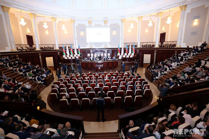 Ağamusa Axundovun 85 illik yubileyinə həsr olunmuş beynəlxalq konfrans keçirilir