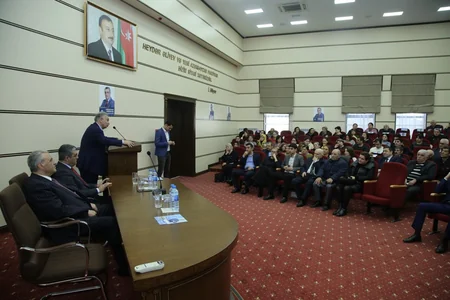 Rauf Nağıyev seçicilərlə növbəti görüşünü keçirib - FOTO