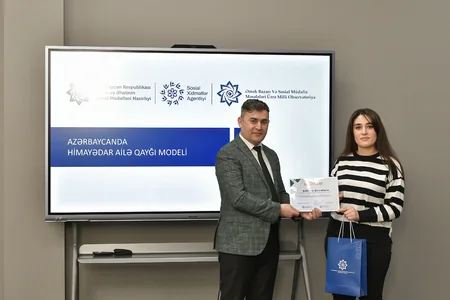 “Övladlığa götürmə sahəsində göstərilən xidmətlər”lə bağlı media nümayəndələrinə təlim keçirilib