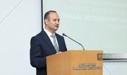 Rektor: Halal qida sektoru iqtisadiyyatı iki trilyon dollardan yüksəkdir