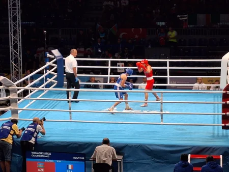 Европейские игры: Азербайджанский боксер вышел в полуфинал