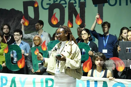 Участники эко-акции на COP29 выступили с требованием достижения климатической справедливости