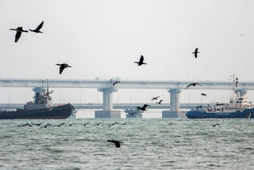 Rusiya Ukrayna gəmilərini qaytarıb