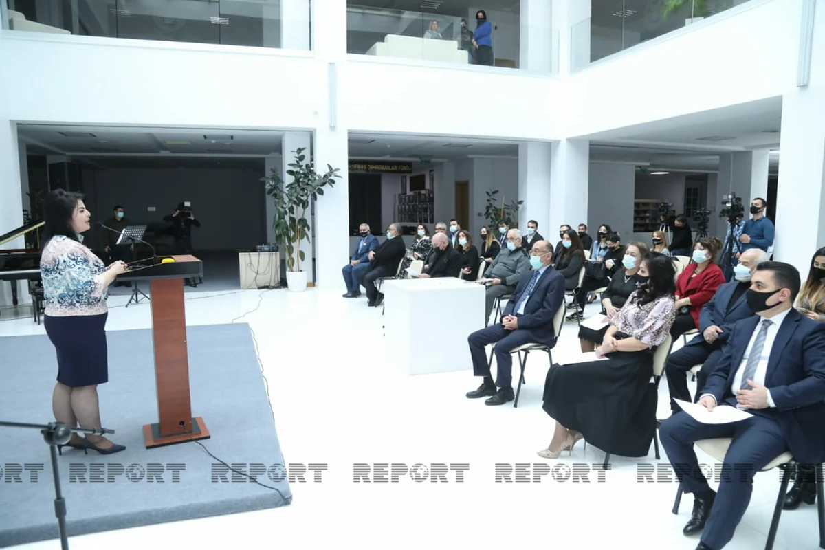 İfaçılıq sənətində Azərbaycan dilinin düzgün tətbiqi ilə bağlı tədbir keçirilib