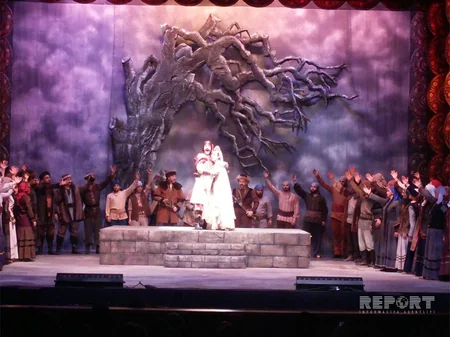 ​Mersin Dövlət Opera və Balet Teatrında Koroğlu operasının təqdimatı olub